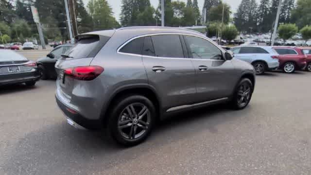 Thumbnail: 2026 Mercedes-Benz GLA - 8