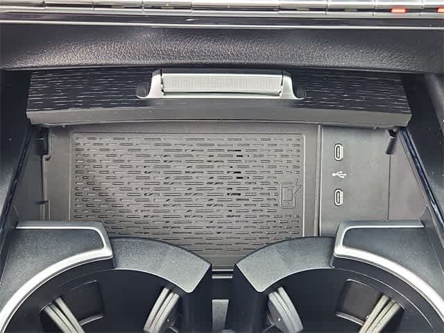 Thumbnail: 2025 Mercedes-Benz GLS - 34