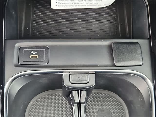 Thumbnail: 2025 Mercedes-Benz GLB - 33