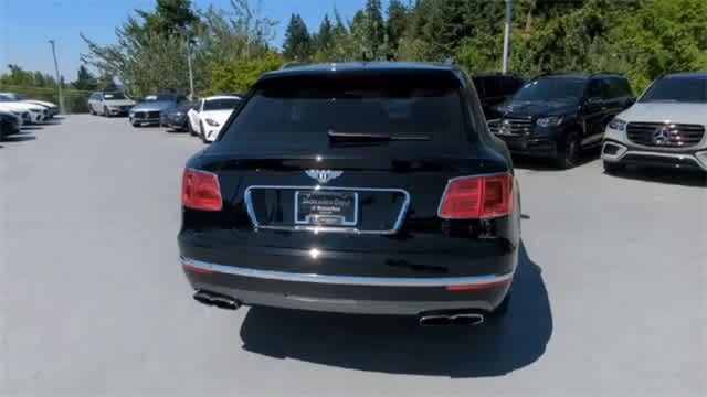 Thumbnail: 2019 Bentley Bentayga - 7