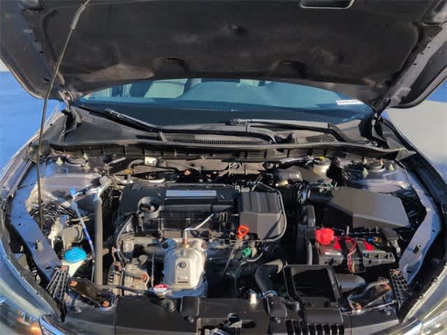 Thumbnail: 2015 Honda Accord - 14