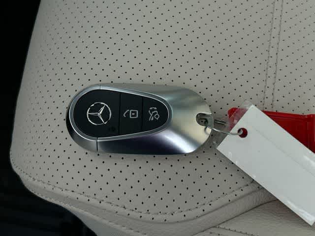 Thumbnail: 2026 Mercedes-Benz GLC - 38