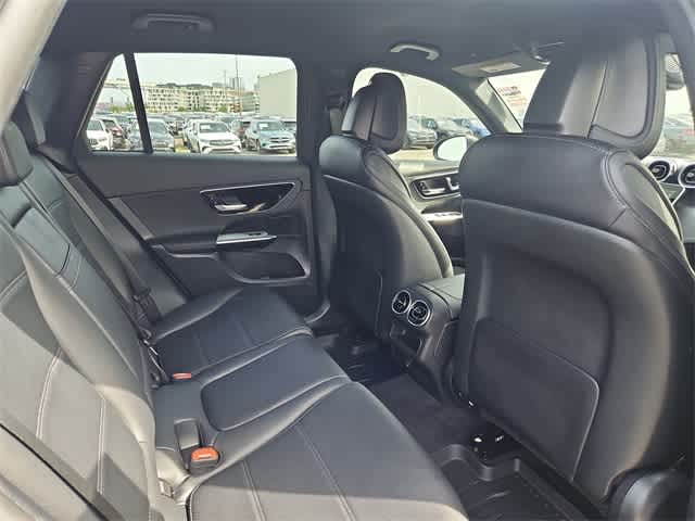 Thumbnail: 2025 Mercedes-Benz GLC - 19