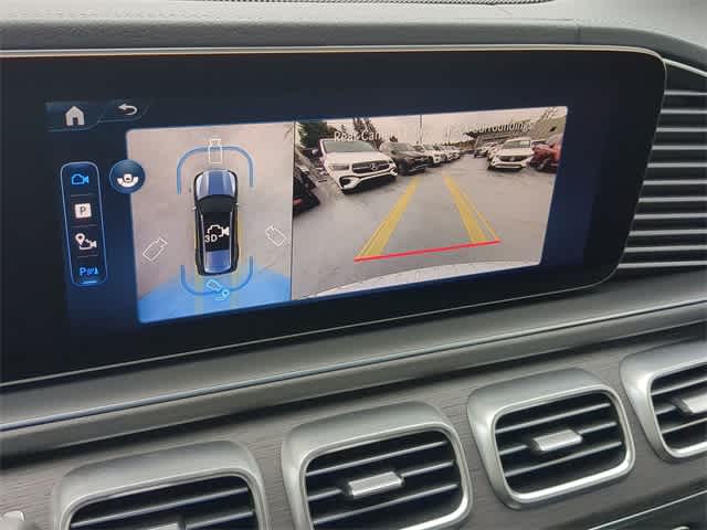 Thumbnail: 2025 Mercedes-Benz GLS - 30