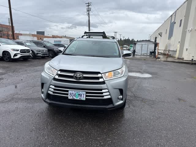 Thumbnail: 2018 Toyota Highlander - 2