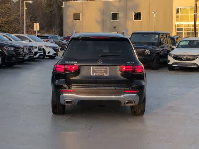 Thumbnail: 2026 Mercedes-Benz GLB - 7