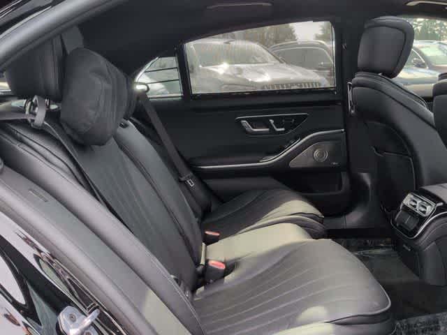 Thumbnail: 2026 Mercedes-Benz S-Class - 21