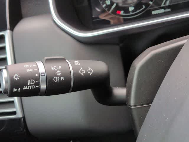 Thumbnail: 2022 Land Rover Range Rover - 27