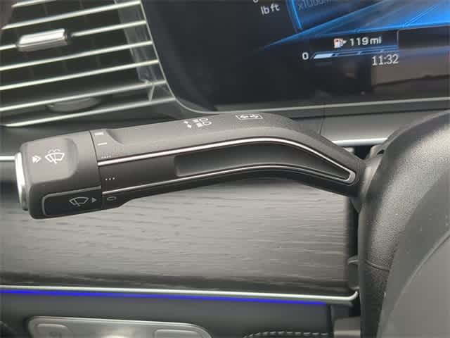 Thumbnail: 2026 Mercedes-Benz GL-Class - 27