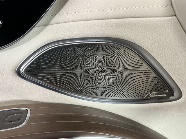 Thumbnail: 2023 Mercedes-Benz EQS - 31