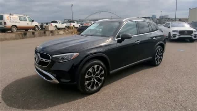 Thumbnail: 2026 Mercedes-Benz GLC - 4