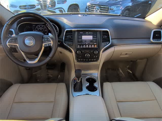 Thumbnail: 2017 Jeep Grand Cherokee - 16