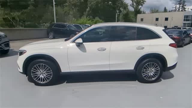 Thumbnail: 2025 Mercedes-Benz GLC - 5