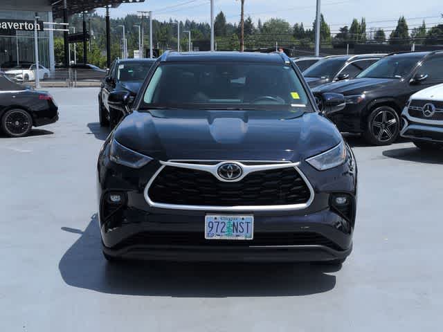 Thumbnail: 2021 Toyota Highlander - 2