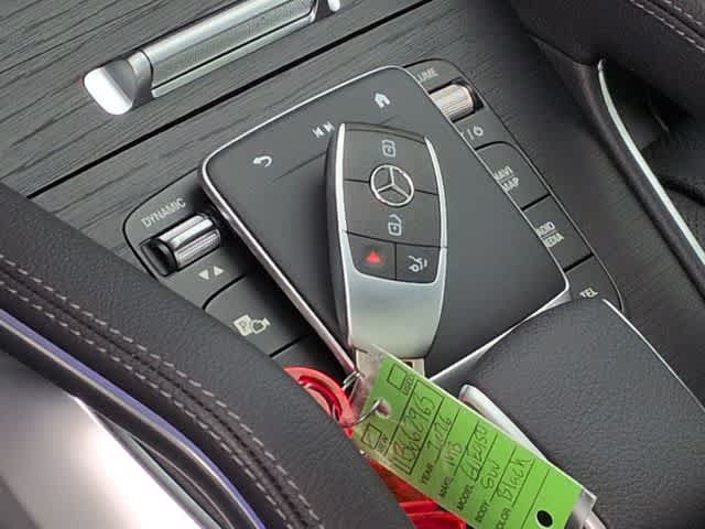 Thumbnail: 2026 Mercedes-Benz GLE - 37
