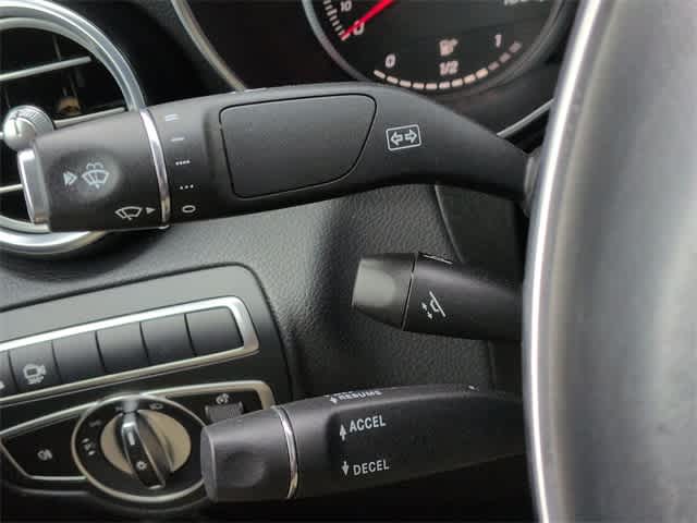 Thumbnail: 2019 Mercedes-Benz GLC - 27