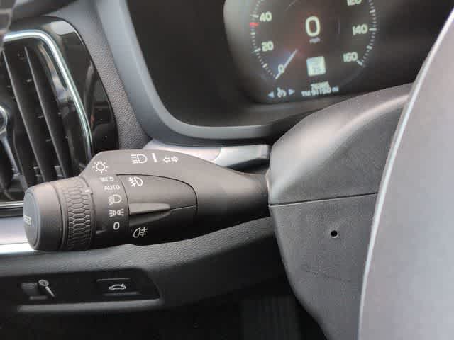 Thumbnail: 2020 Volvo S60 - 27