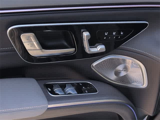 Thumbnail: 2026 Mercedes-Benz EQS - 13