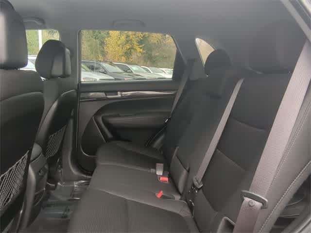 Thumbnail: 2014 Kia Sorento - 19