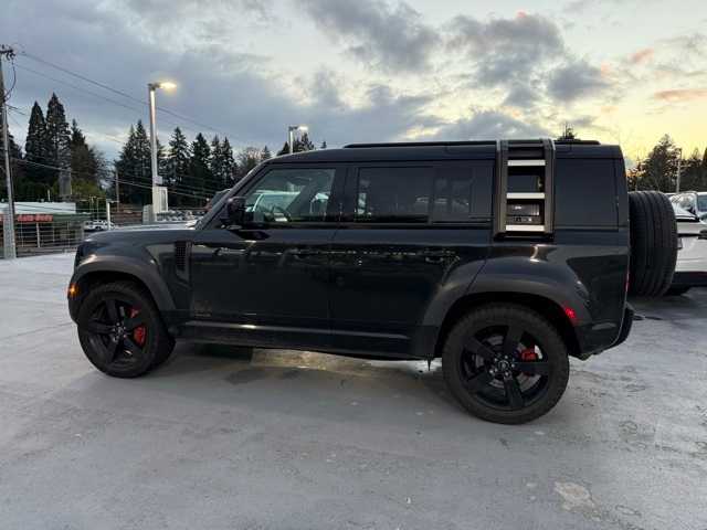 Thumbnail: 2023 Land Rover Defender - 8