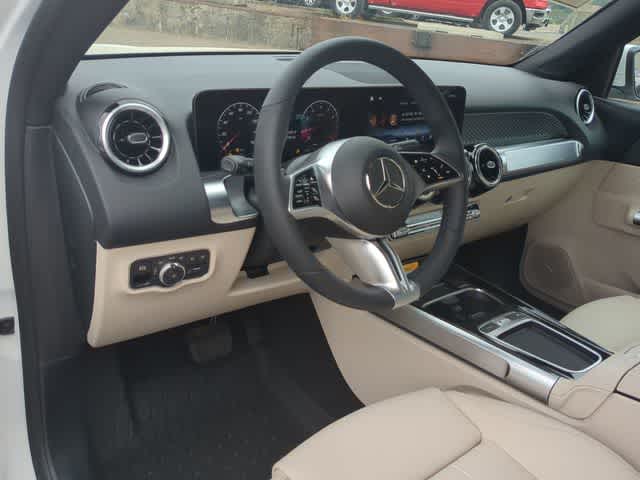 Thumbnail: 2026 Mercedes-Benz GLB - 10