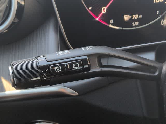 Thumbnail: 2026 Mercedes-Benz GLC - 26