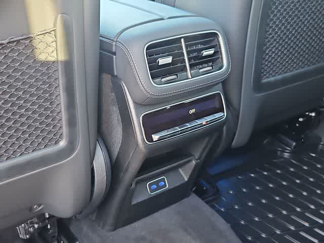 Thumbnail: 2026 Mercedes-Benz GLE - 41