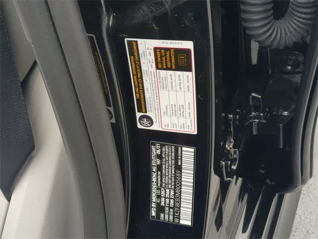 Thumbnail: 2021 Mercedes-Benz E-Class - 36