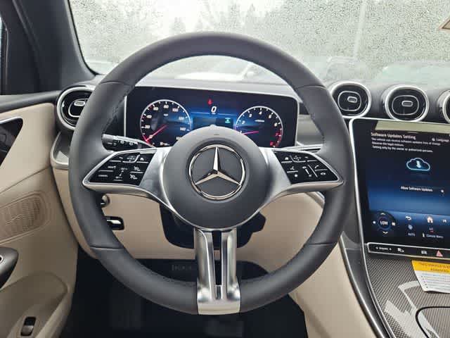 Thumbnail: 2025 Mercedes-Benz GLC - 23