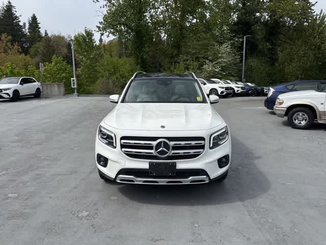 Thumbnail: 2022 Mercedes-Benz GLB - 2