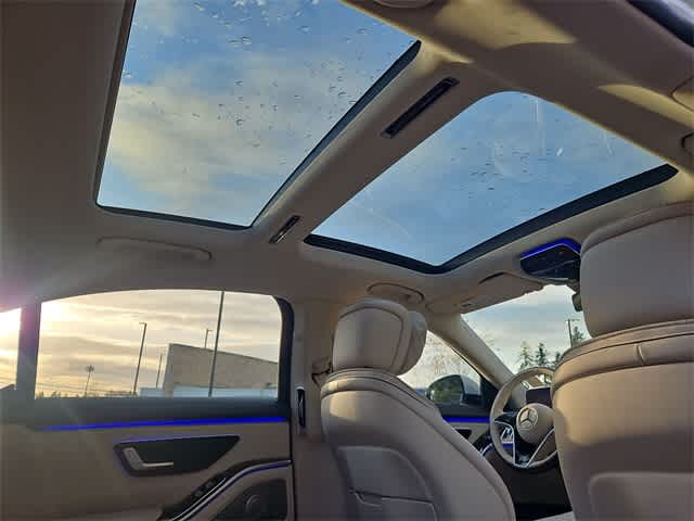 Thumbnail: 2025 Mercedes-Benz S-Class - 23