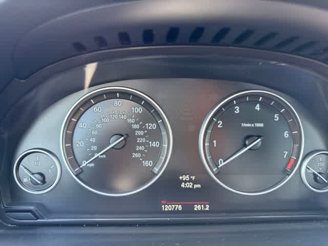 Thumbnail: 2014 BMW 5 Series - 15