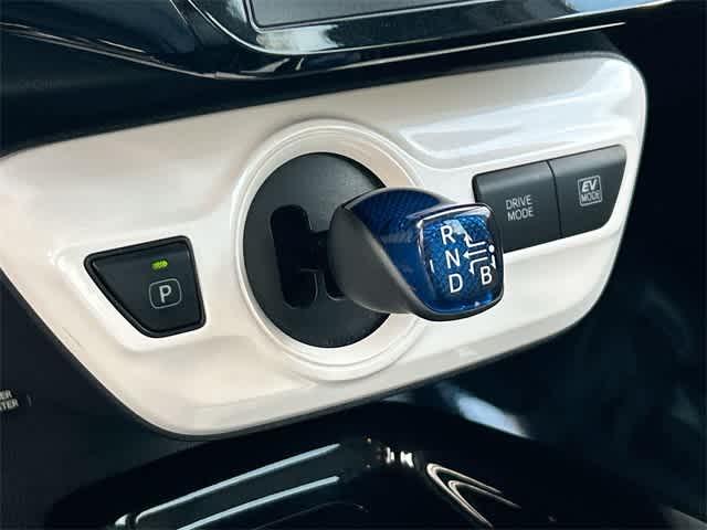 Thumbnail: 2018 Toyota Prius - 33