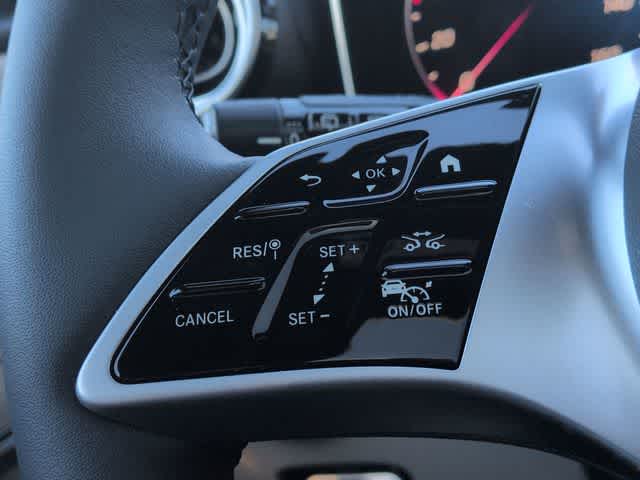 Thumbnail: 2026 Mercedes-Benz GLC - 25