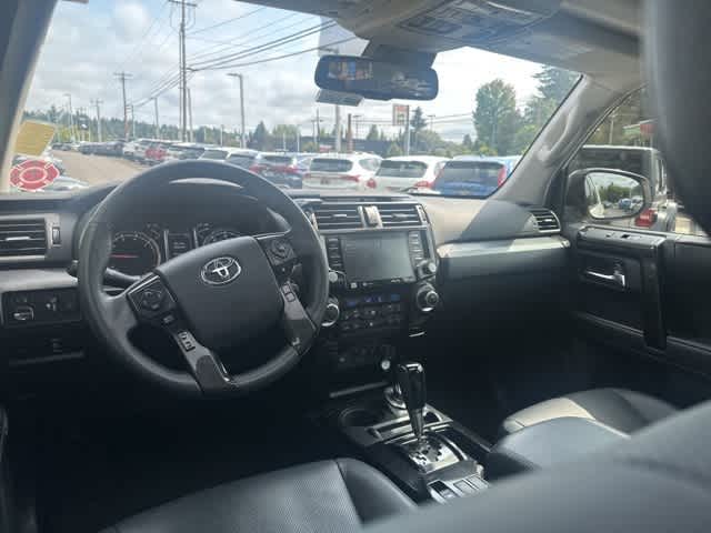 Thumbnail: 2020 Toyota 4Runner - 12