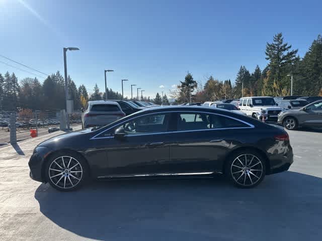 Thumbnail: 2022 Mercedes-Benz EQS - 8