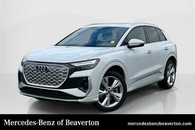 Thumbnail: 2023 Audi Q4 e-tron - 1