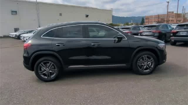 Thumbnail: 2026 Mercedes-Benz GLA - 9