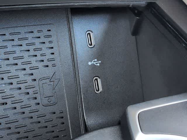 Thumbnail: 2026 Mercedes-Benz GLE - 32