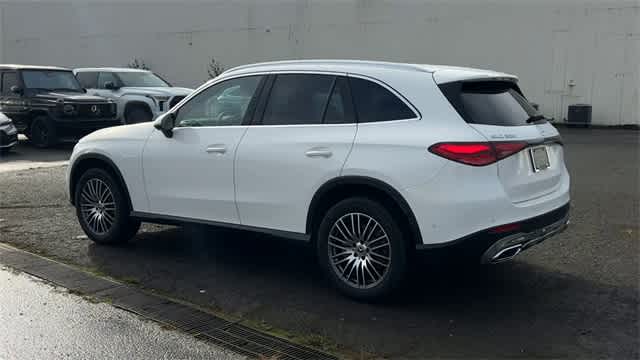 Thumbnail: 2026 Mercedes-Benz GLC - 6