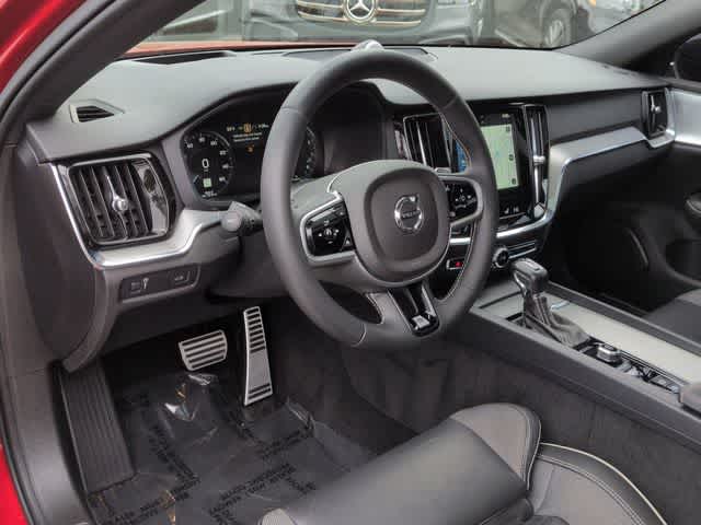Thumbnail: 2019 Volvo S60 - 10