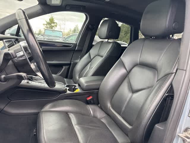 Thumbnail: 2018 Porsche Macan - 13