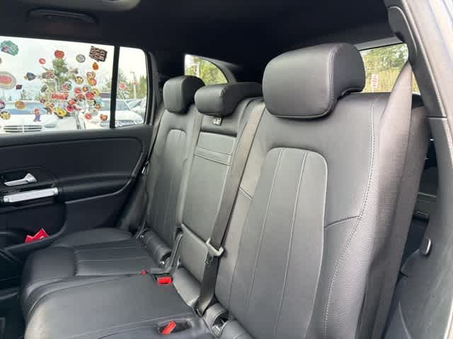 Thumbnail: 2021 Mercedes-Benz GLB - 11