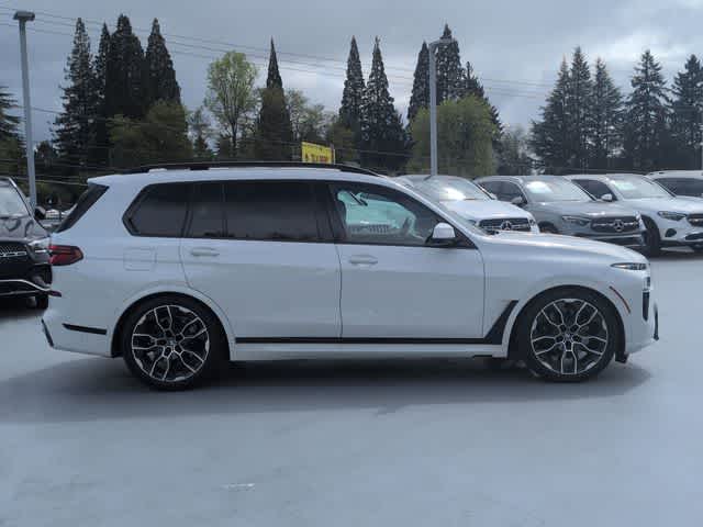 Thumbnail: 2024 BMW X7 - 9