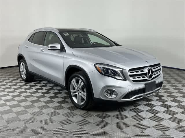 Thumbnail: 2020 Mercedes-Benz GLA - 16