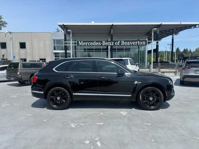 Thumbnail: 2019 Bentley Bentayga - 4