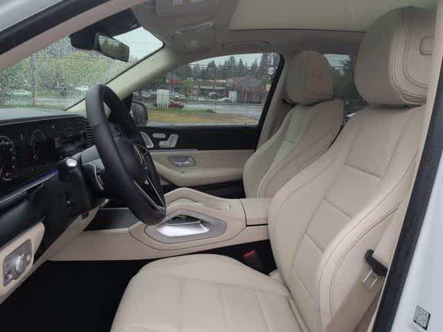 Thumbnail: 2026 Mercedes-Benz GLE - 16