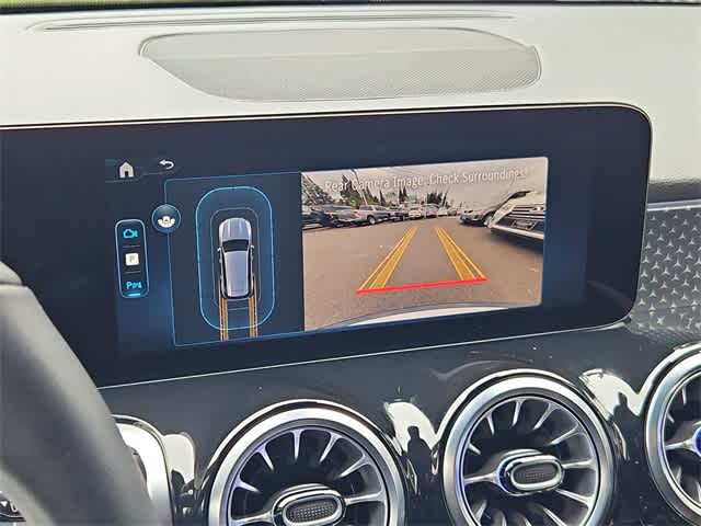 Thumbnail: 2025 Mercedes-Benz GLB - 31