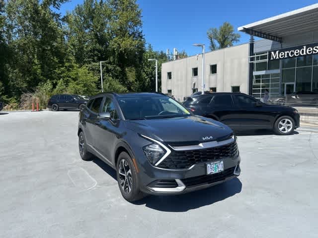 Thumbnail: 2023 Kia Sportage - 3