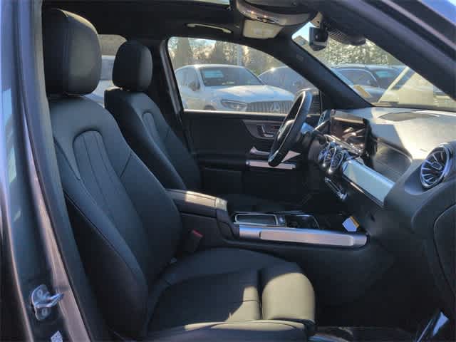 Thumbnail: 2025 Mercedes-Benz GLB - 24